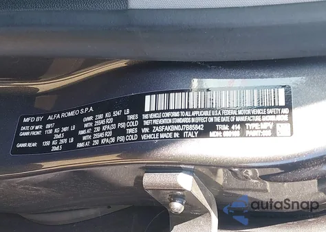 2018 Alfa Romeo Stelvio Ti Awd z USA, uszkodzony, nr VIN ZASFAKBN0J7B85842